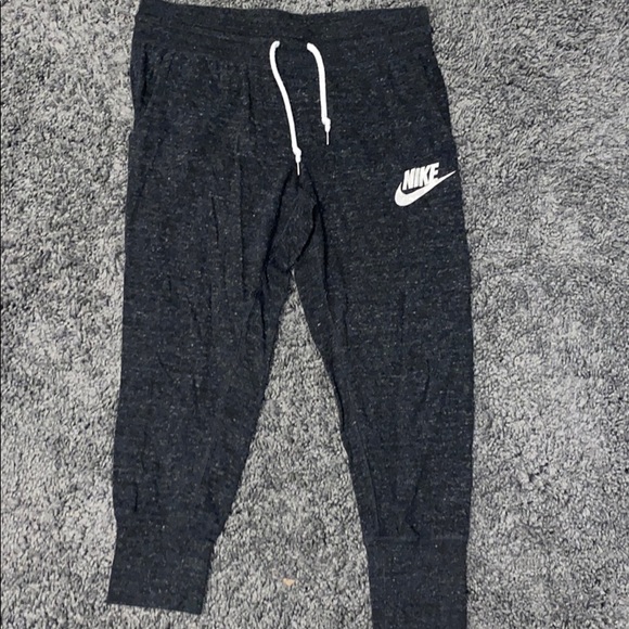 Nike Pants - Nike sweatpant joggers